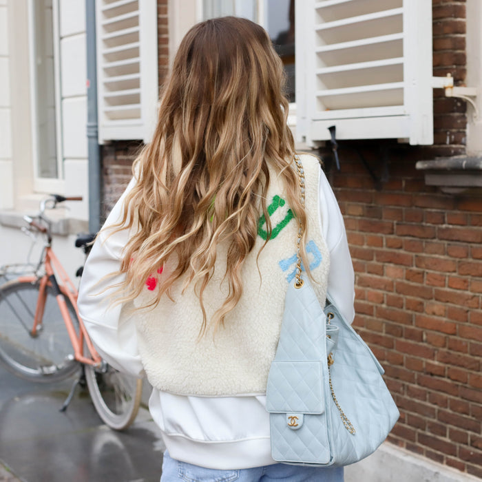 Amour gilet gekleurde letters lichtgeel