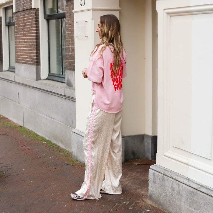 Amour sweater korte mouw roze
