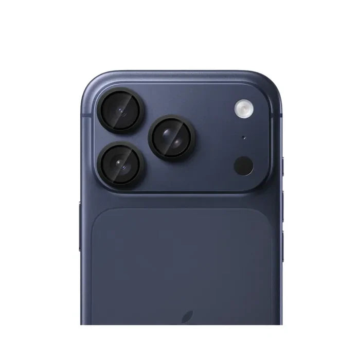 Camera lens cover for iPhone 17 — DEFF