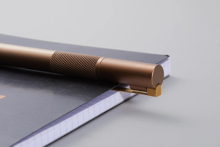 DeFF 3rd Gen Refill Pen Jacket, Magnalock Design — DEFF
