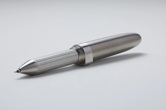 DeFF 4th Gen Refill Pen Jacket, Extra Short Design — DEFF