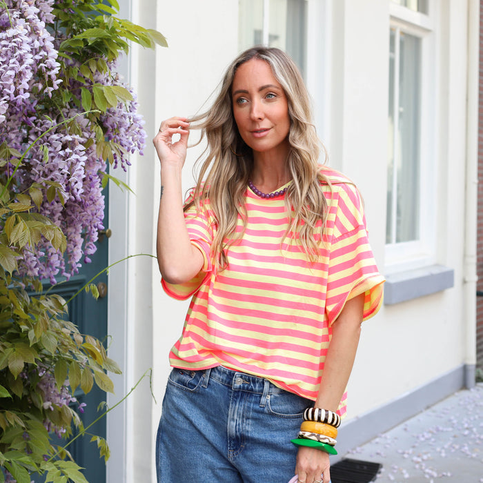 Geel streep tee roze fuchsia