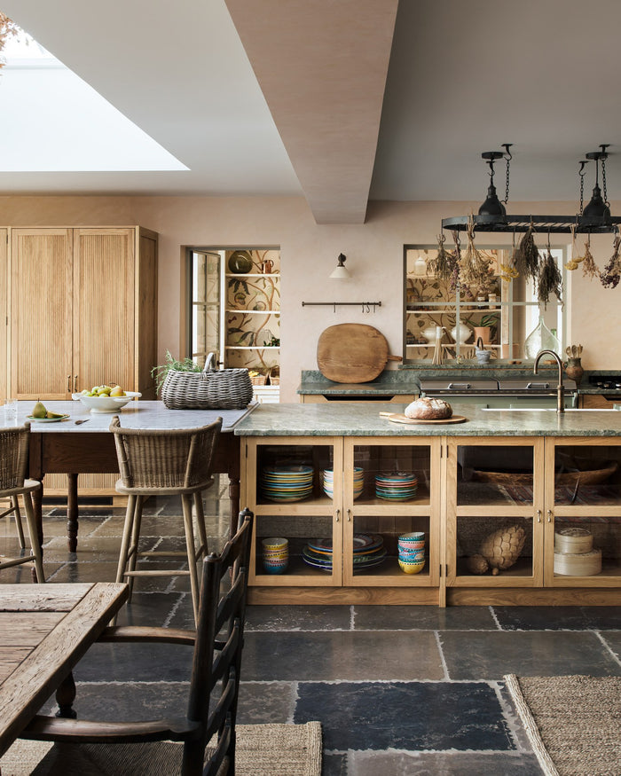 Hazlebury Limestone Seasoned Finish|Designer: Alexandra Young