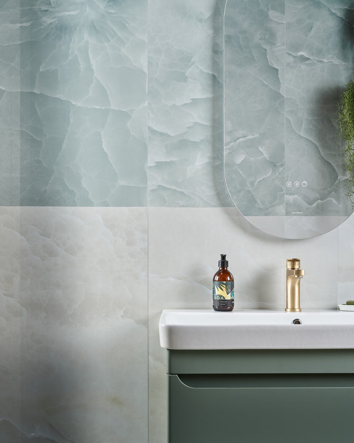 Illusion Whisper Onyx Porcelain Polished Mist