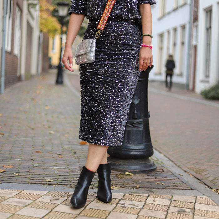 Kam midi rok glitter zwart paars
