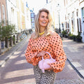 Off shoulder top stippen bruin oranje