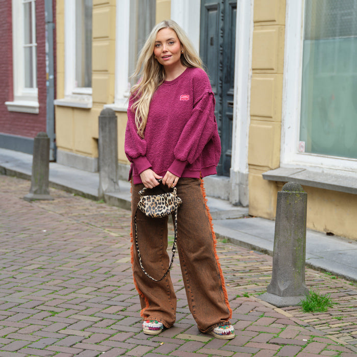 Patch sweater magenta