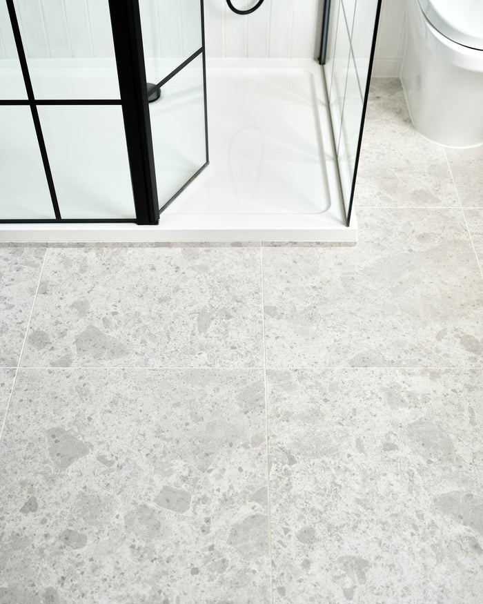 Pumice Porcelain Off White|Credit: @emmahillhome|fondant-ceramic-white