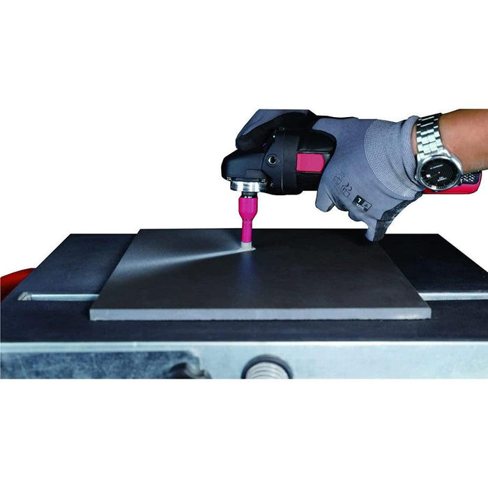 Backdraft Dust Reduction System con herramienta sobre placa negra