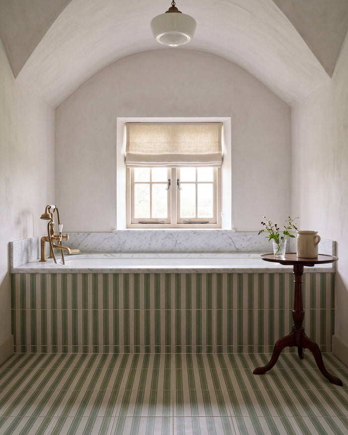 Sanderson - Pinetum Stripe Sage Porcelain||Carrara-C-Marble-Slab