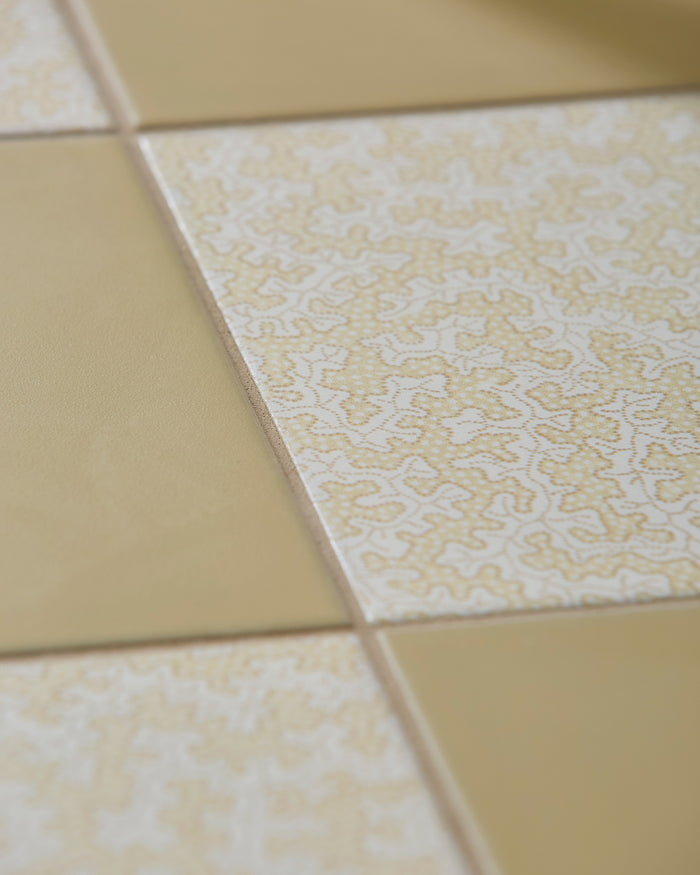 Sanderson - Truffle Ochre Porcelain||Sanderson-Plain-Ochre-Porcelain