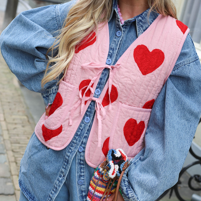 Sissel Edelbo Honey vest gilet suzani red heart