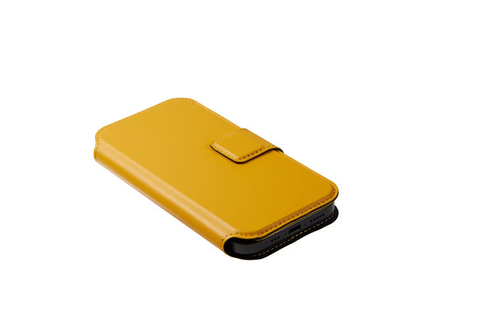 SNAPCOVER MagSafe folio case for iPhone — DEFF