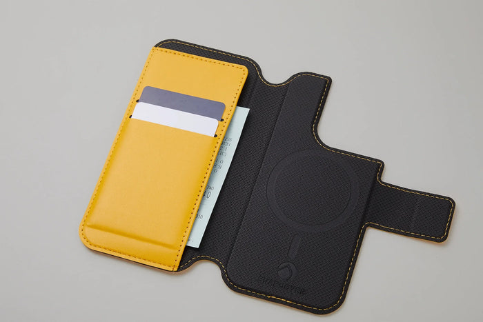 SNAPCOVER MagSafe folio case for iPhone — DEFF
