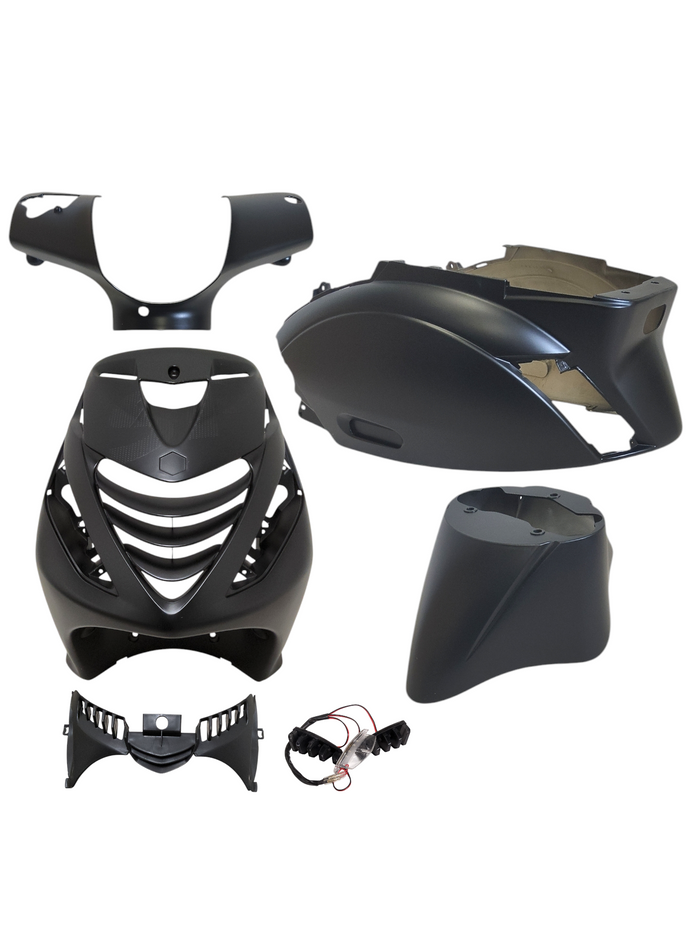 UNICORN Power1 model SP sheet metal set + LED lamp, matte black, 6 pieces, zip2000