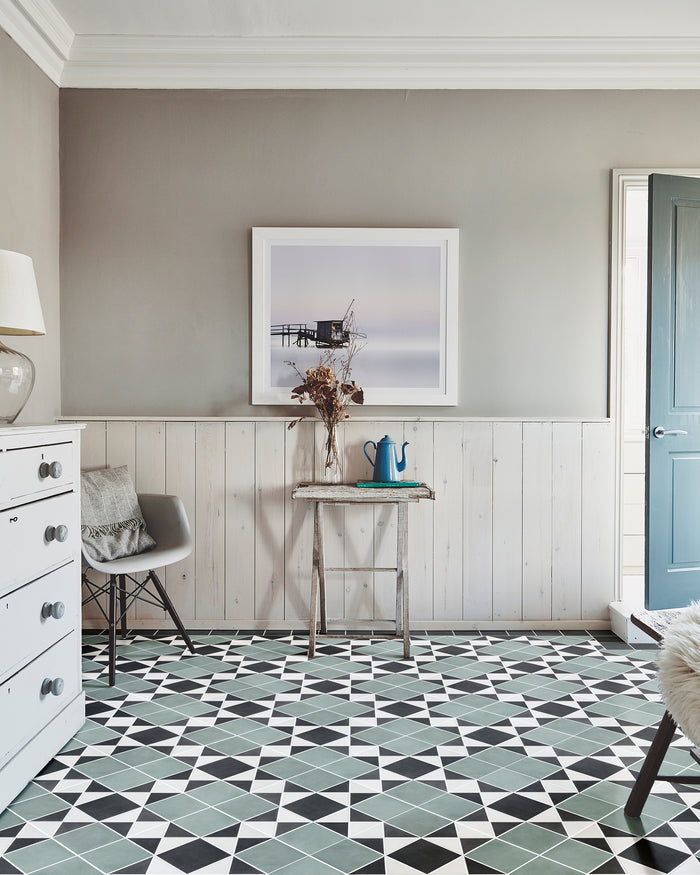 Victorian Style™ Porcelain Finchley Pattern Forest Green